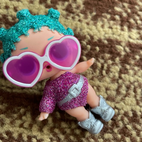 MGA Entertainment LOL Surprise OMG Cosmic Nova - Picture 4 of 12